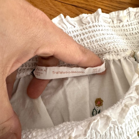ZARA White Floral Blouse Embroidered Off Shoulder Peasant Cottage Coquette Sz M - Picture 6 of 9